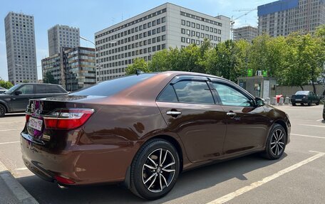Toyota Camry, 2017 год, 2 350 000 рублей, 10 фотография
