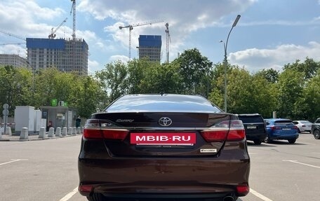 Toyota Camry, 2017 год, 2 350 000 рублей, 3 фотография