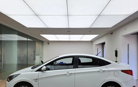 Hyundai Solaris II рестайлинг, 2015 год, 1 070 000 рублей, 8 фотография