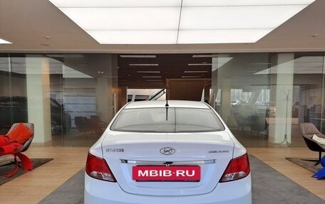 Hyundai Solaris II рестайлинг, 2015 год, 1 070 000 рублей, 6 фотография