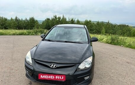 Hyundai i30 I, 2010 год, 650 000 рублей, 8 фотография