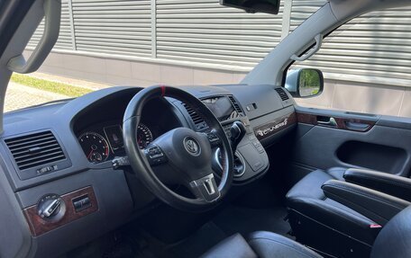 Volkswagen Multivan T5, 2014 год, 2 850 000 рублей, 7 фотография