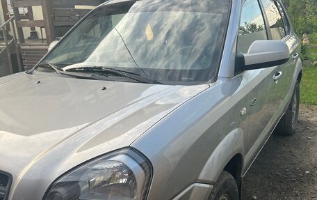 Hyundai Tucson III, 2004 год, 680 000 рублей, 6 фотография