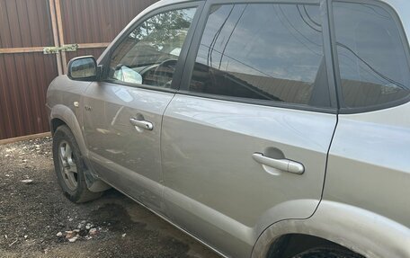 Hyundai Tucson III, 2004 год, 680 000 рублей, 4 фотография