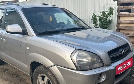 Hyundai Tucson III, 2004 год, 680 000 рублей, 10 фотография