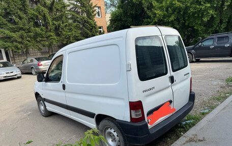 Peugeot Partner II рестайлинг 2, 2010 год, 380 000 рублей, 2 фотография