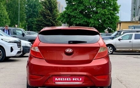 Hyundai Solaris II рестайлинг, 2012 год, 648 000 рублей, 5 фотография