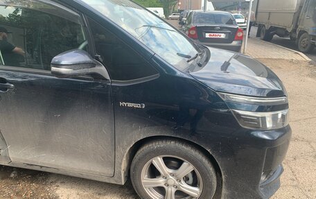 Toyota Voxy III, 2014 год, 1 530 000 рублей, 5 фотография