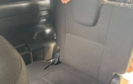 Toyota Voxy III, 2014 год, 1 530 000 рублей, 13 фотография