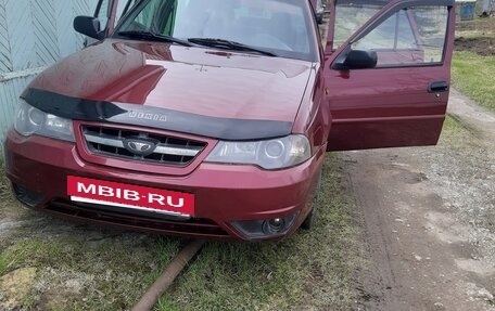 Daewoo Nexia I рестайлинг, 2010 год, 299 000 рублей, 2 фотография