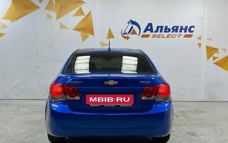 Chevrolet Cruze II, 2009 год, 690 000 рублей, 4 фотография