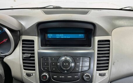 Chevrolet Cruze II, 2009 год, 690 000 рублей, 13 фотография