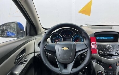 Chevrolet Cruze II, 2009 год, 690 000 рублей, 10 фотография