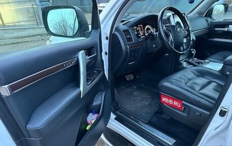 Toyota Land Cruiser 200, 2016 год, 5 600 000 рублей, 5 фотография