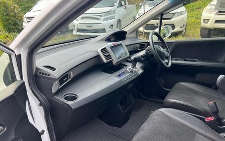 Honda Freed I, 2014 год, 950 000 рублей, 7 фотография