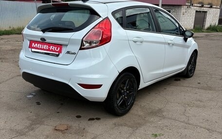 Ford Fiesta, 2018 год, 950 000 рублей, 5 фотография