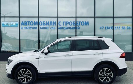 Volkswagen Tiguan II, 2018 год, 2 250 000 рублей, 2 фотография