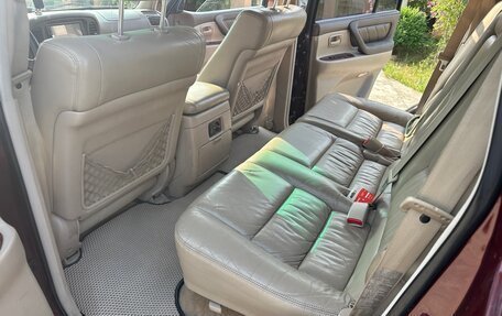 Toyota Land Cruiser 100 рестайлинг 2, 2000 год, 2 300 000 рублей, 14 фотография