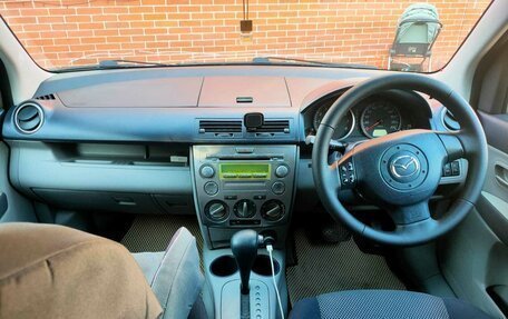 Mazda 2 III, 2004 год, 3 фотография