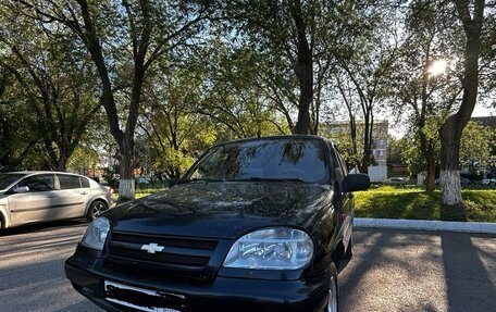 Chevrolet Niva I рестайлинг, 2006 год, 320 000 рублей, 2 фотография