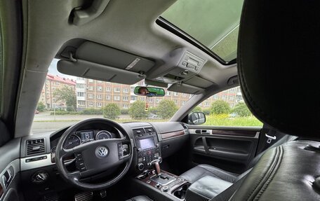 Volkswagen Touareg III, 2004 год, 770 000 рублей, 10 фотография