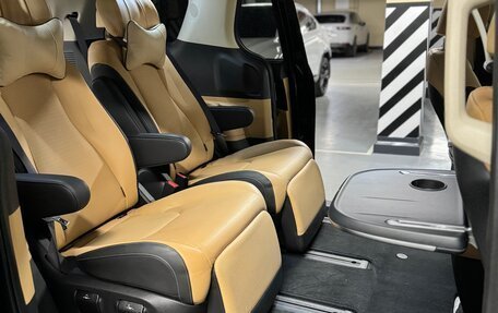 KIA Carnival, 2022 год, 4 100 000 рублей, 11 фотография