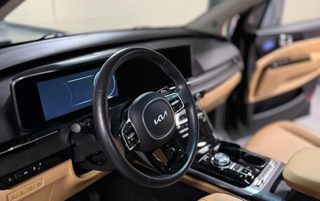 KIA Carnival, 2022 год, 4 100 000 рублей, 17 фотография