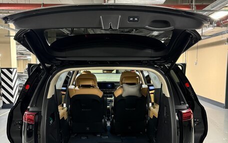 KIA Carnival, 2022 год, 4 100 000 рублей, 16 фотография