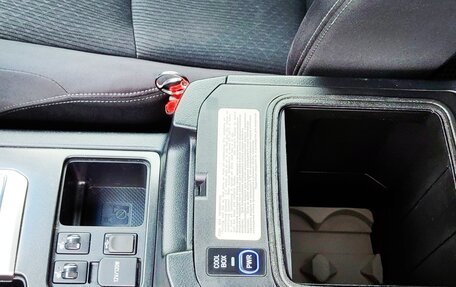 Toyota Land Cruiser Prado 150 рестайлинг 2, 2013 год, 3 200 000 рублей, 6 фотография