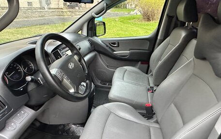 Hyundai Grand Starex Grand Starex I рестайлинг 2, 2017 год, 2 700 000 рублей, 7 фотография