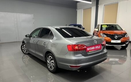 Volkswagen Jetta VI, 2011 год, 795 000 рублей, 8 фотография