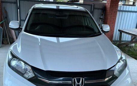 Honda Vezel, 2015 год, 1 690 000 рублей, 5 фотография
