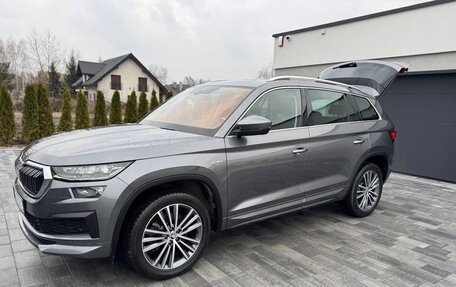 Skoda Kodiaq I, 2022 год, 2 300 000 рублей, 3 фотография