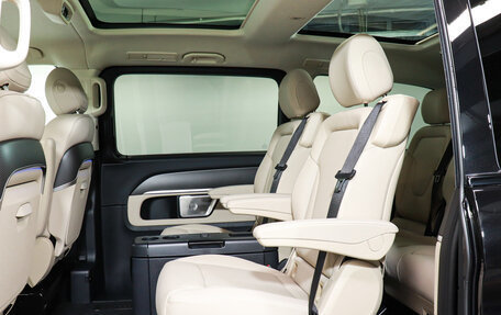 Mercedes-Benz V-Класс, 2024 год, 15 250 000 рублей, 13 фотография