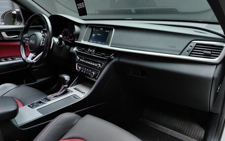 KIA Optima IV, 2019 год, 2 500 000 рублей, 24 фотография