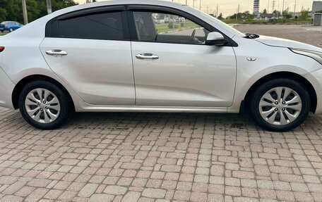 KIA Rio IV, 2020 год, 1 320 000 рублей, 4 фотография