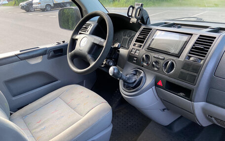 Volkswagen Transporter T5 рестайлинг, 2006 год, 820 000 рублей, 21 фотография