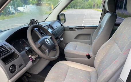 Volkswagen Transporter T5 рестайлинг, 2006 год, 820 000 рублей, 24 фотография