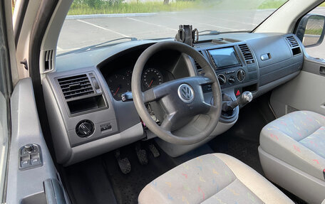 Volkswagen Transporter T5 рестайлинг, 2006 год, 820 000 рублей, 25 фотография