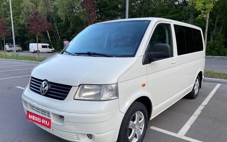 Volkswagen Transporter T5 рестайлинг, 2006 год, 820 000 рублей, 3 фотография