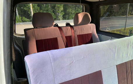 Volkswagen Transporter T5 рестайлинг, 2006 год, 820 000 рублей, 36 фотография