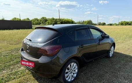 Opel Astra J, 2011 год, 555 000 рублей, 5 фотография