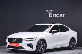 Volvo S60 III, 2021 год, 3 840 000 рублей, 1 фотография