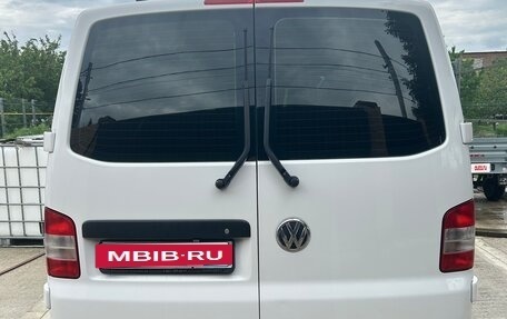 Volkswagen Transporter T5 рестайлинг, 2012 год, 2 200 000 рублей, 6 фотография