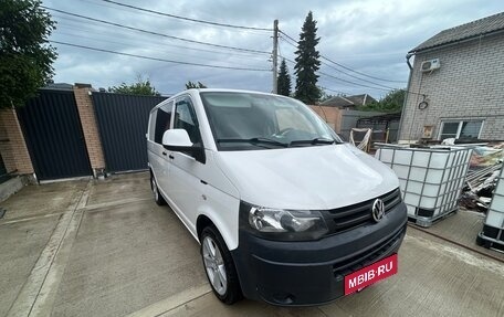 Volkswagen Transporter T5 рестайлинг, 2012 год, 2 200 000 рублей, 3 фотография