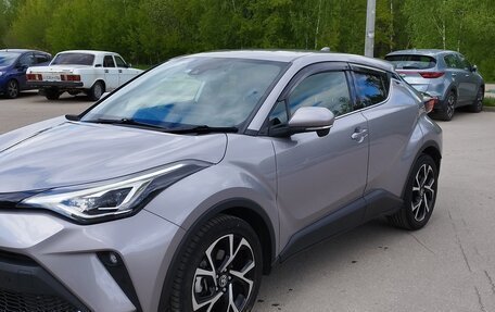 Toyota C-HR I рестайлинг, 2019 год, 2 375 000 рублей, 5 фотография