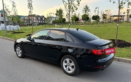 Audi A4, 2017 год, 2 750 000 рублей, 14 фотография