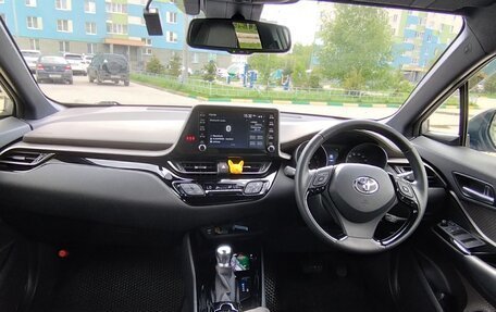Toyota C-HR I рестайлинг, 2019 год, 2 375 000 рублей, 11 фотография