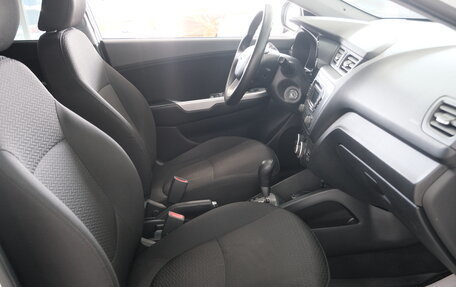 KIA Rio III рестайлинг, 2013 год, 899 000 рублей, 19 фотография