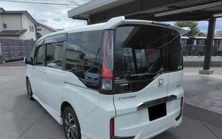 Honda Stepwgn IV, 2021 год, 1 870 000 рублей, 3 фотография